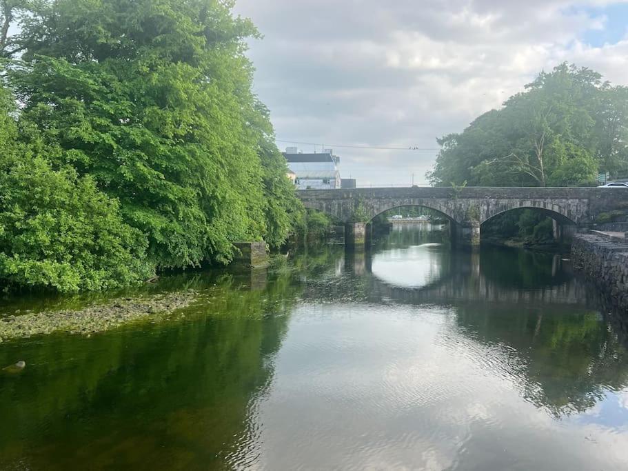 In The Country Yet Close To Town Donegal Town Екстер'єр фото